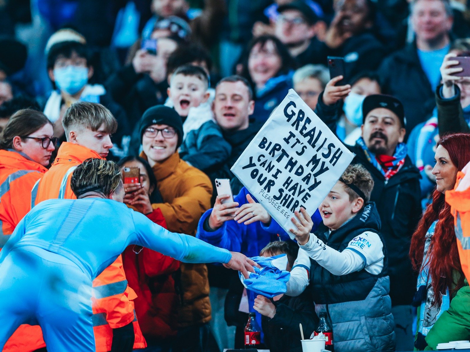 瞬息万变的 瞬息万变的