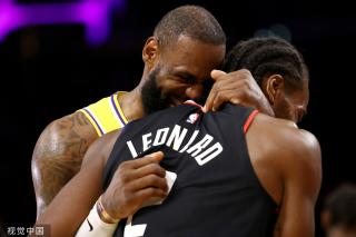 媒体在赛中 媒体在赛中